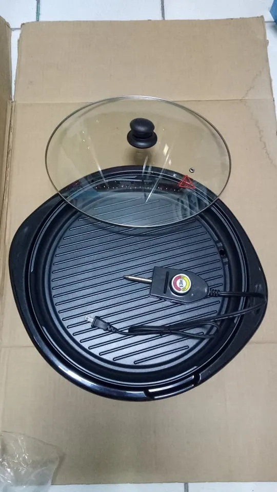 Elite Gourmet - Electric Indoor Grill with Glass lid - 120V