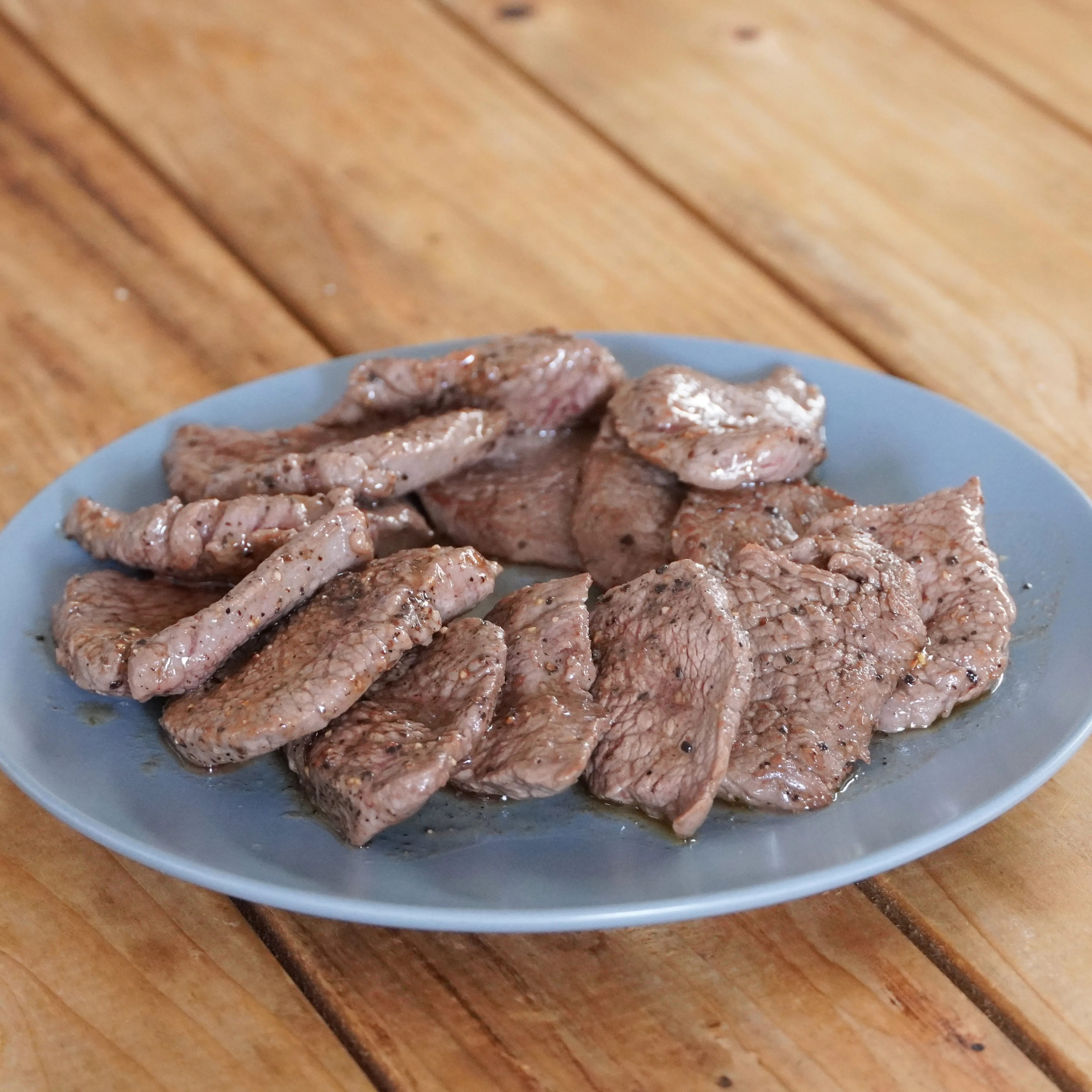 Grass-Fed Beef Teres Major / Petite Tender Slices from New Zealand (300g)