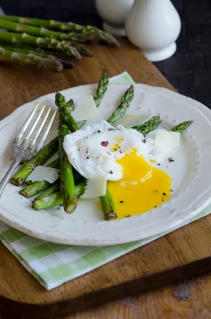 Grilled Asparagus and Poached Egg Salad with Lemon Vinaigrette