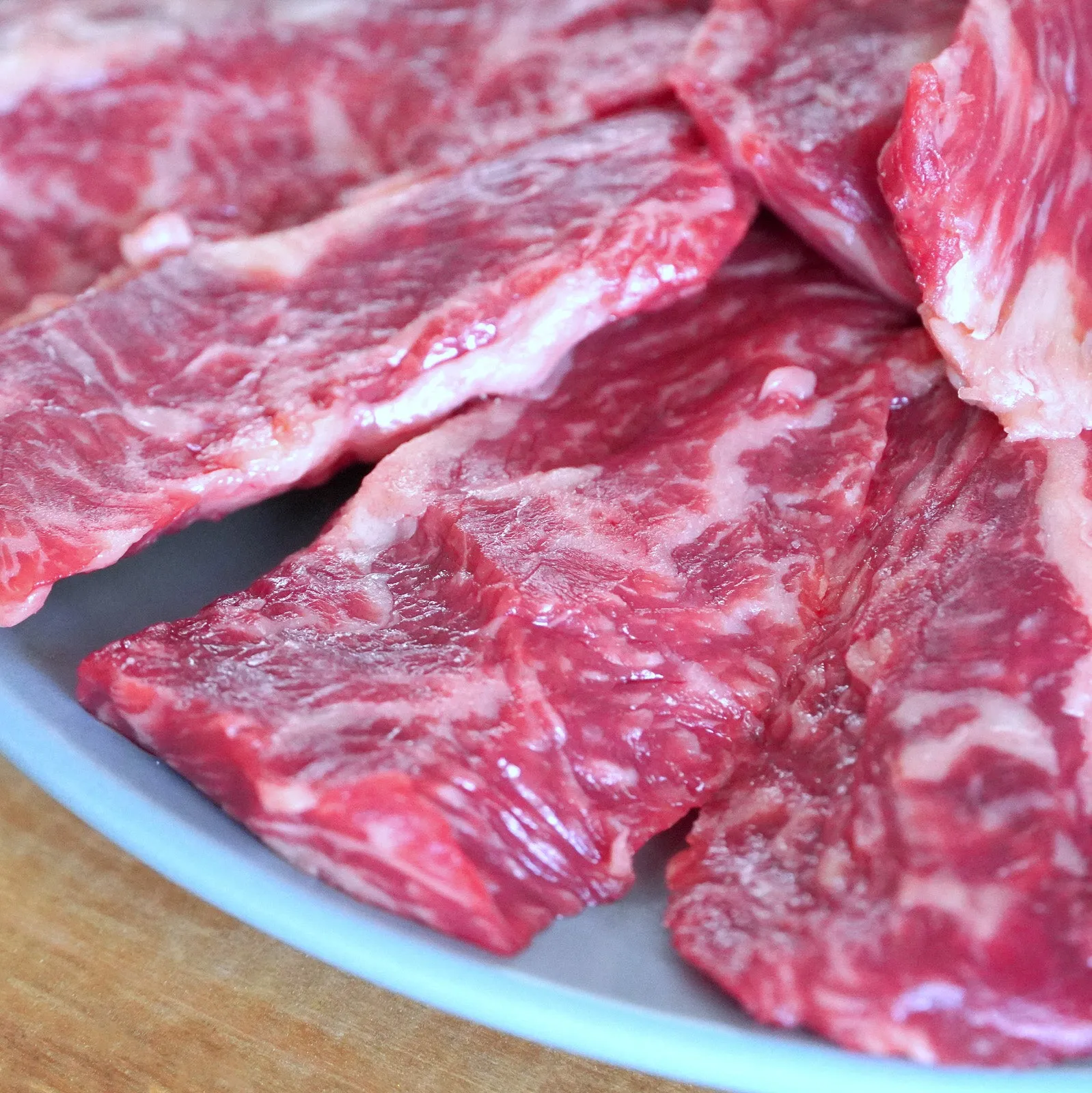 Japanese Range-Free Wagyu Beef Skirt Steak Slices from Iwate (200g)