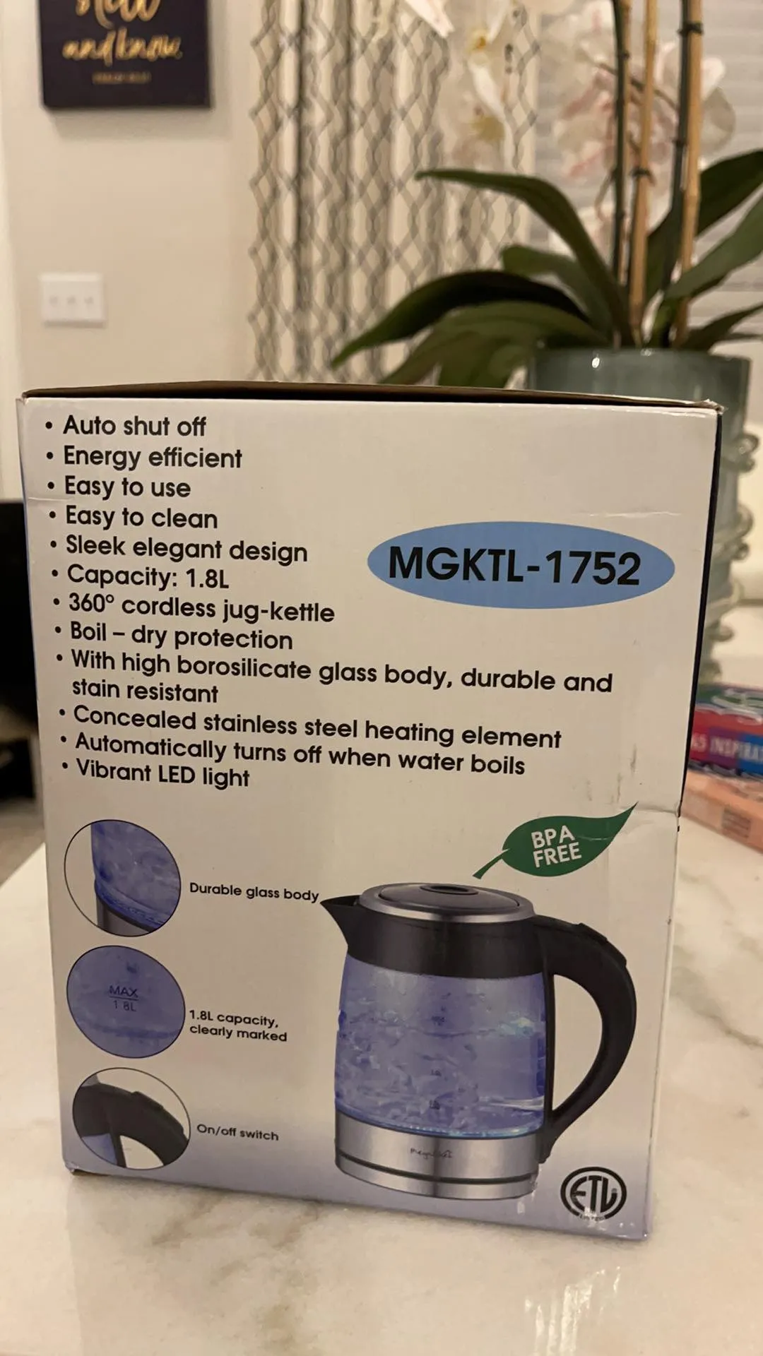 MegaChef 1.8Lt. Glass Body and Stainless Steel Electric Tea Kettle